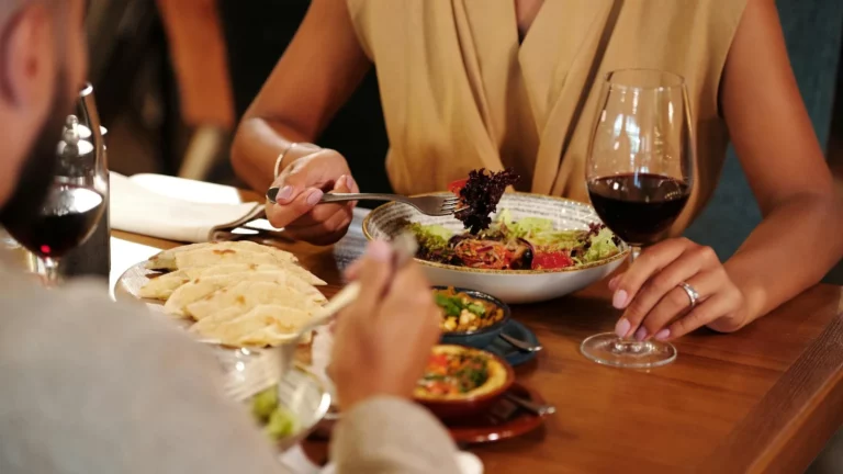 Beim ersten Date wird nicht das bestellt, was man essen will